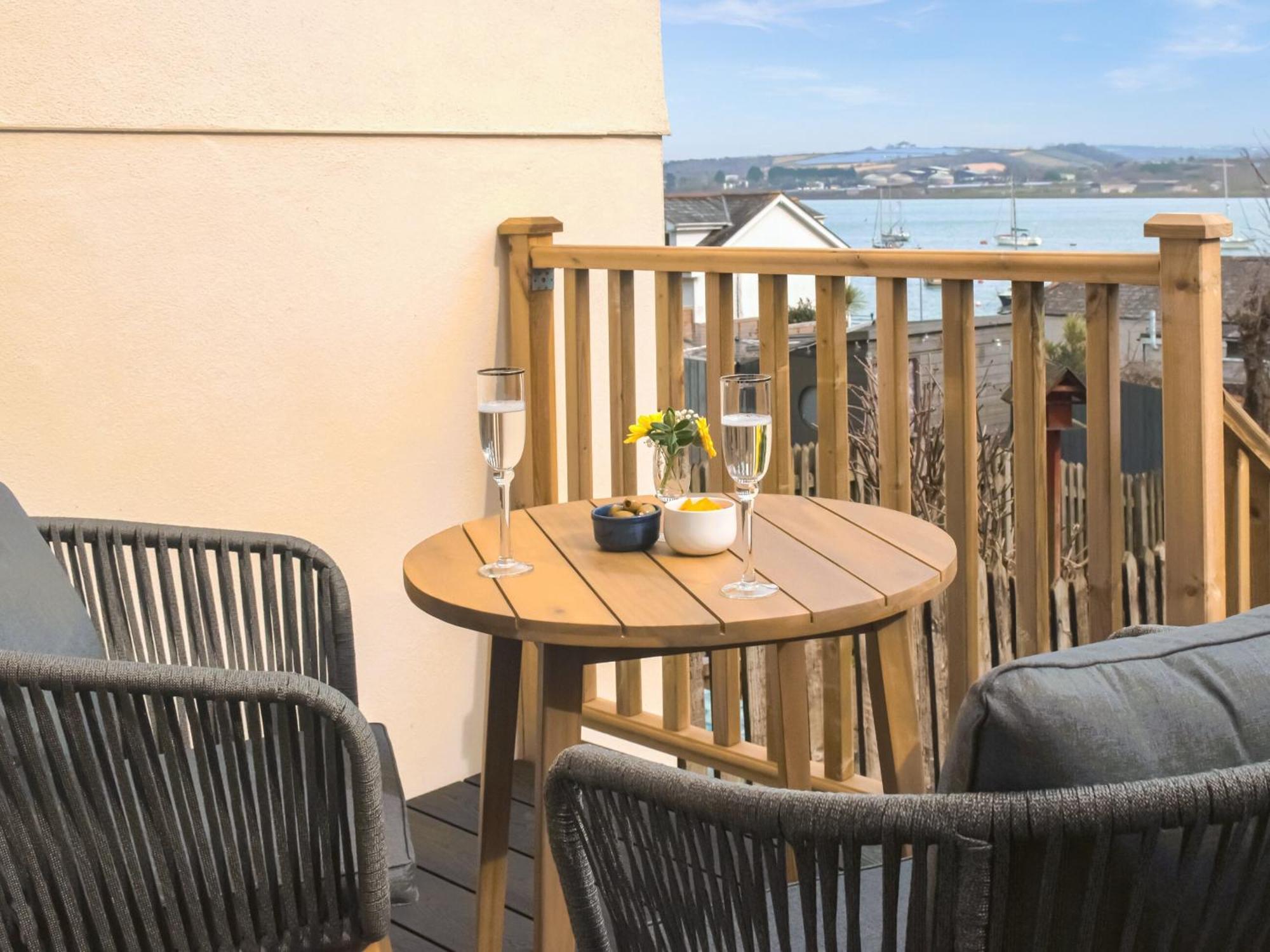 Tamar View Villa Saltash Exterior photo